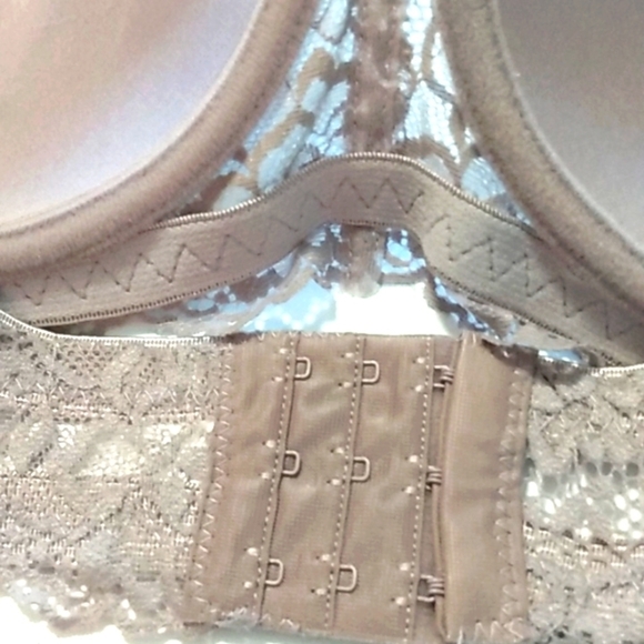 128 LADY PRINCESS PLUNGE V-NECK LACE & SATIN FULL FIGURE BRA SIZE 38-D NWT - Picture 6 of 10